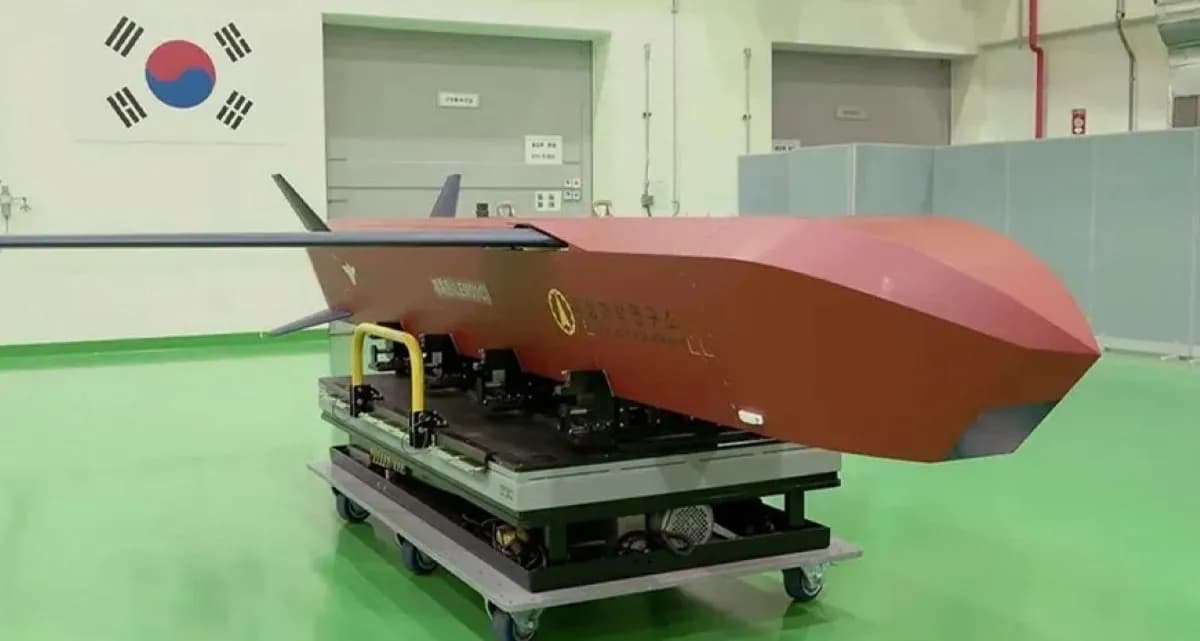 Sức mạnh tên lửa stand-off KALCM Cheonryong Hàn Quốc
