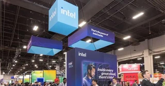 Biến động thị trường công nghệ: Cổ phiếu intel lao dốc và google mất hàng trăm tỷ usd