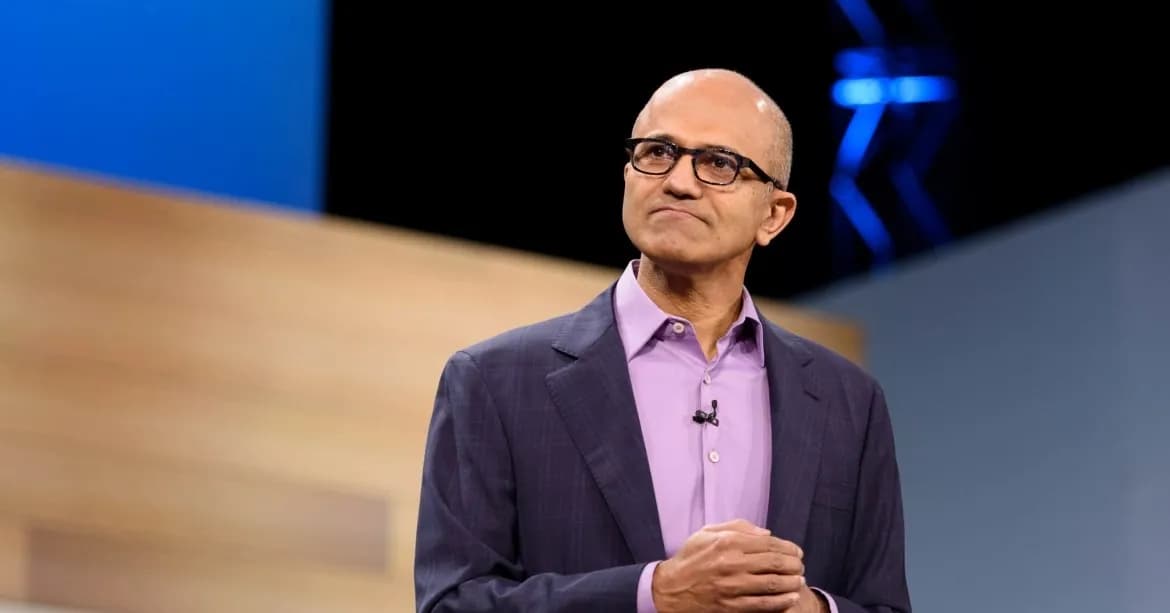 Ceo microsoft cảnh báo: cần coi trí tuệ nhân tạo như mối đe dọa nội bộ
