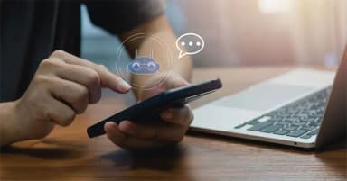 Cơ chế hoạt động của chatbot mô phỏng cuộc trò chuyện thực tế