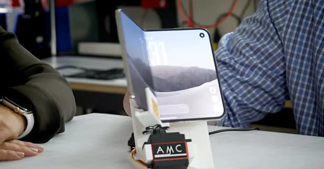 Đánh giá độ bền bản lề iPhone Duo sau thử nghiệm 32.640 lần gập mở