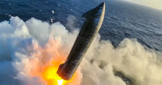 Elon Musk hé lộ cột mốc lịch sử của siêu tên lửa Starship Flight 14
