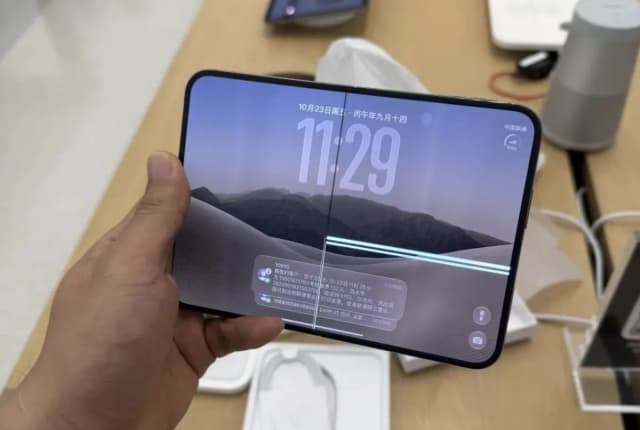 Góc nhìn về chiến lược truyền thông và sự cố của iPhone Duo