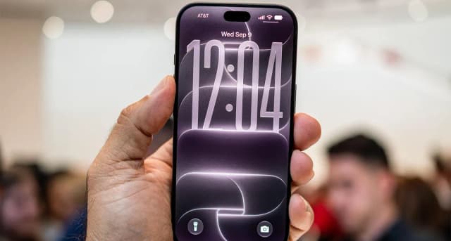 Iphone 18 pro hụt hơi trước đối thủ trong bài kiểm tra pin