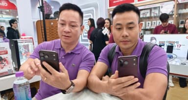 Kiếm 5 đến 7 triệu đồng từ việc nhượng lại suất mua iPhone 18 Pro Max