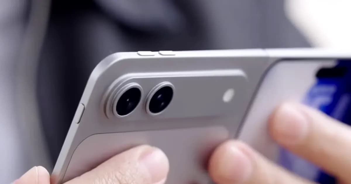 Lộ diện thông tin vị trí camera selfie lạ mắt trên iPhone Ultra màn hình gập