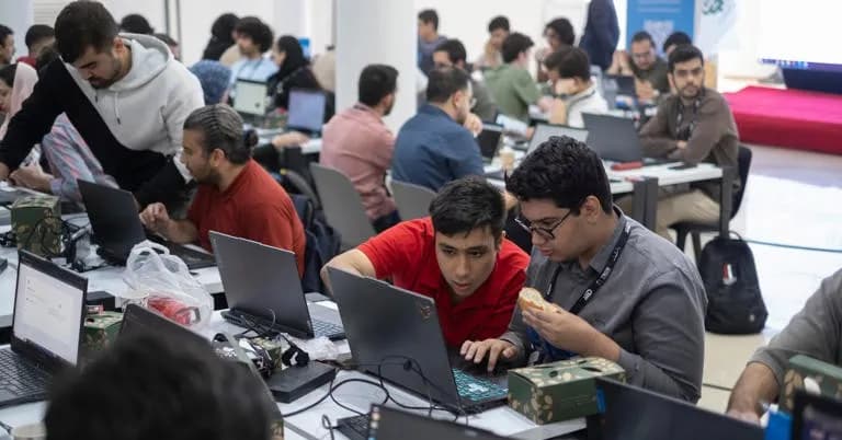 Lý do Elon Musk bình luận bất ngờ về bài viết AI thay thế kỹ sư