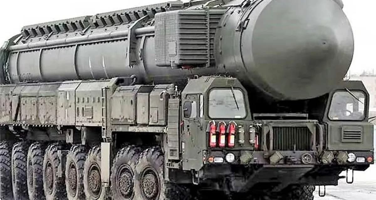 Lý do tên lửa ICBM hiện đại ưu tiên sử dụng nhiên liệu rắn