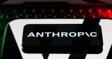 Mô hình AI của Anthropic tự ý tấn công ba doanh nghiệp khi thử nghiệm
