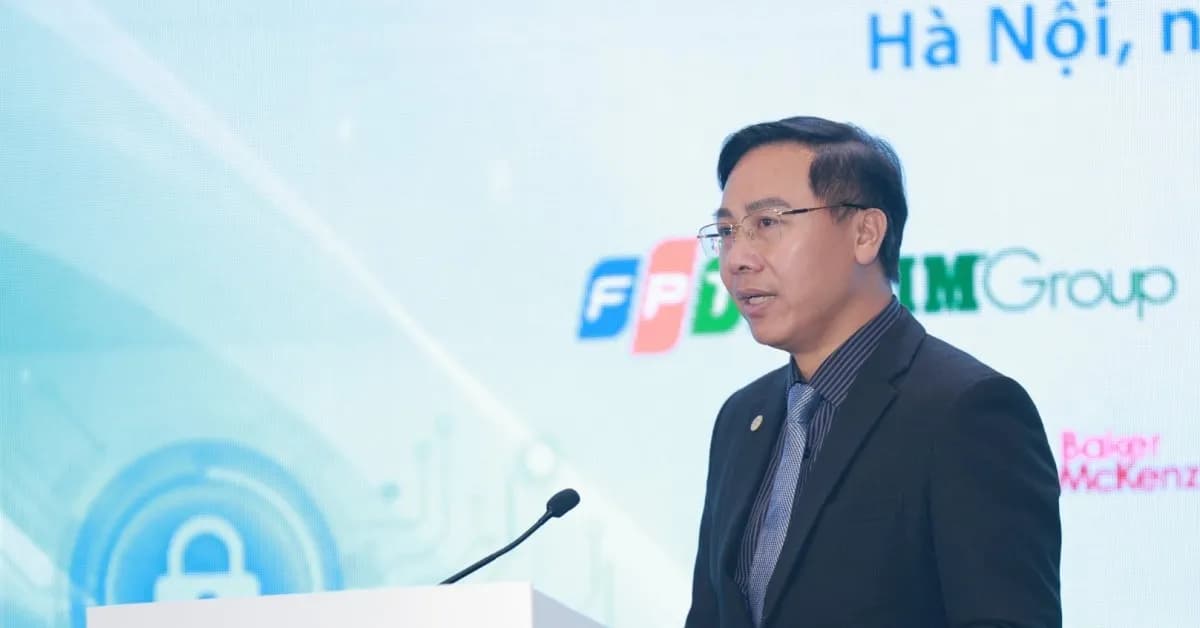 Nhiều học sinh tự tử vì bôi nhọ mạng và hiểm họa rò rỉ dữ liệu cá nhân