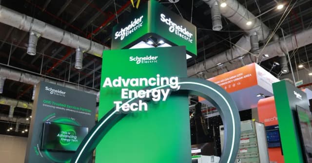Schneider electric công bố giải pháp hạ tầng số và năng lượng xanh đột phá
