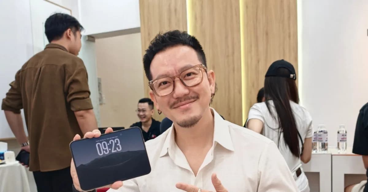 So sánh iPhone Duo với Find N6, Razr Fold và Galaxy Z Fold 8