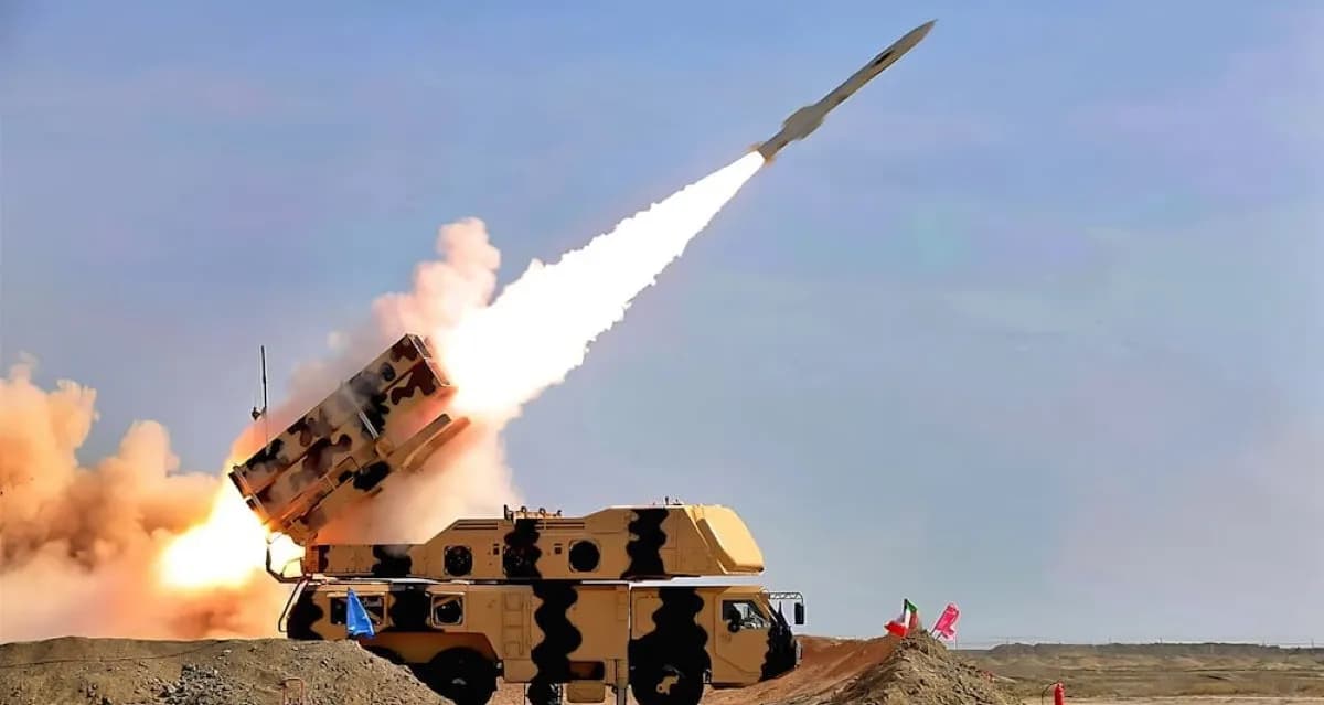 Sức mạnh tên lửa 9-Dey vòng phòng thủ cuối cùng của Iran