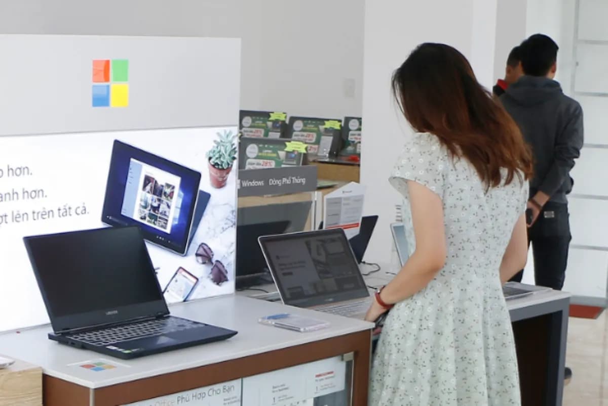 Thị trường laptop biến động mạnh, vắng bóng phân khúc dưới 10 triệu đồng