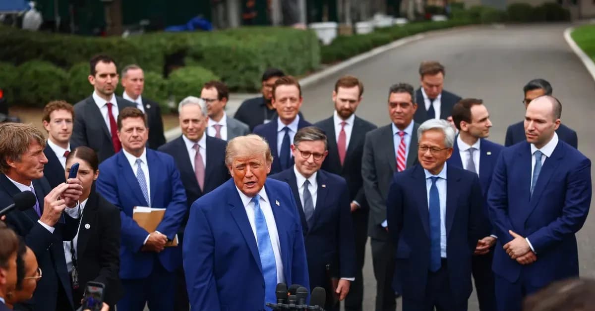 Tổng thống Trump ký sắc lệnh đổi tên trí tuệ nhân tạo và thỏa thuận công nghệ